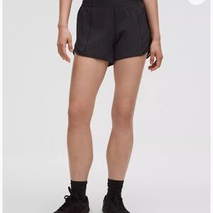 Lululemon Hotty Hot High Rise Lined Shorts